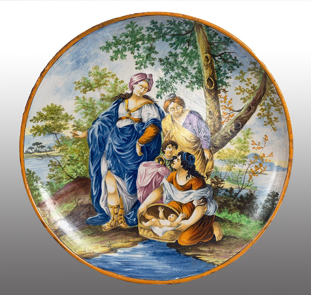 Piatto antico da parata in maiolica policroma 19secolo.