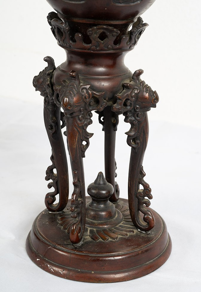 Coppia di vasi Cinesi in bronzo patinato appartenente alla fine del XIX secolo.-photo-3