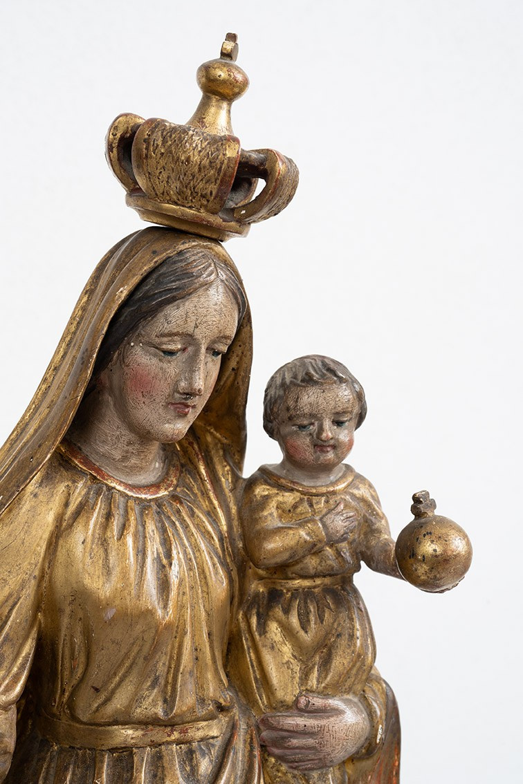 Scultura antica in legno policromo raffigurante Madonna col Bambino 18secolo.-photo-3