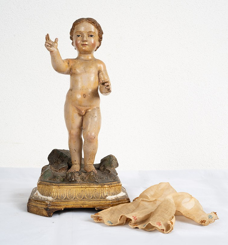 Scultura antica napoletana in legno policromo raffigurante bambino benedicente.