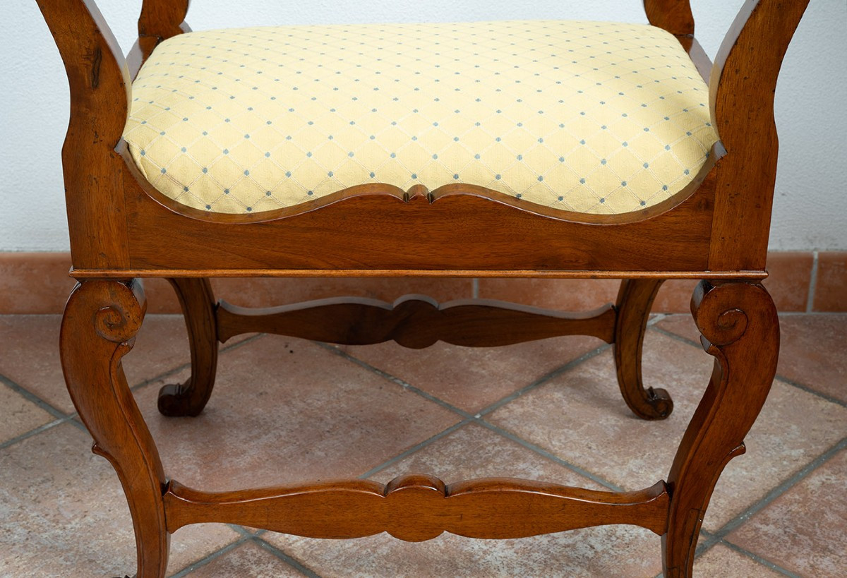 Coppia di sgabelli direttori lucchesi appartenente alla prima metà del XIX secolo.-photo-2