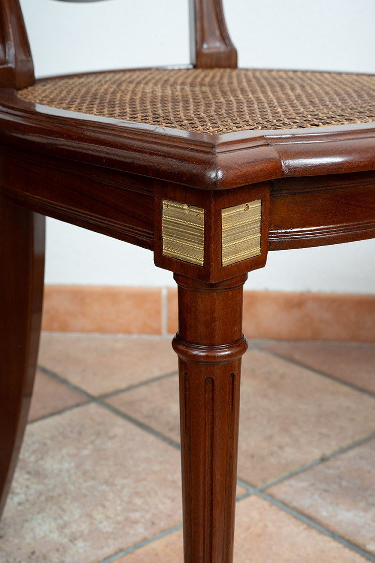 Gruppo di sei sedie antiche in massello di mogano appartenente alla seconda metà del XIX secolo-photo-2