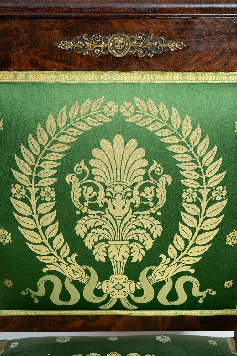 Poltrona antica in piuma di mogano finemente intagliata periodo 19 secolo.-photo-2