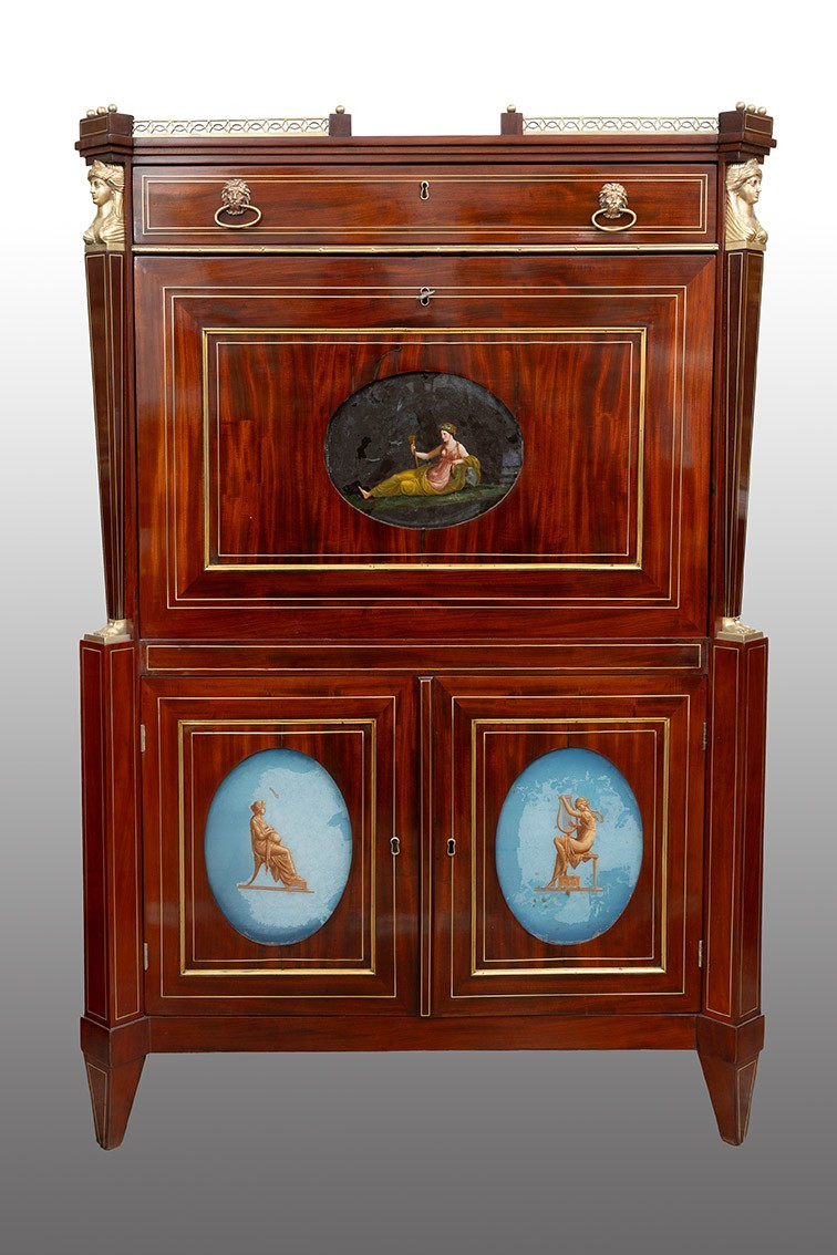 Secretaire antico in mogano applicazioni in bronzo con placche con scene neoclassiche 19secolo.