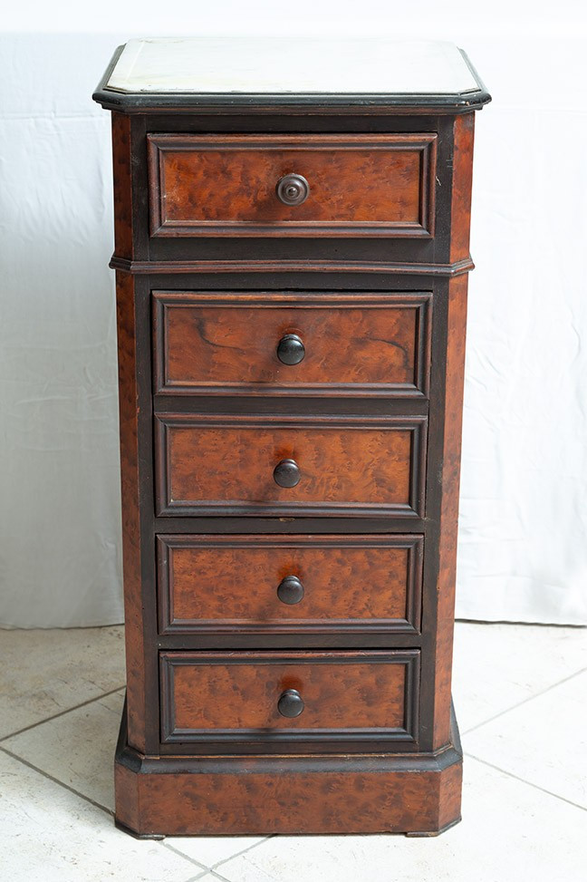 Comodino antico in radica di noce piano in marmo bianco statuario periodo 19secolo-photo-2