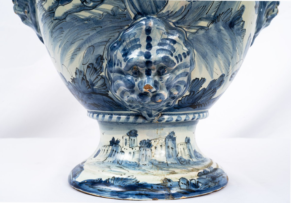 Vaso antico stagnone in maiolica smaltata appartenente al XVIII secolo-photo-4