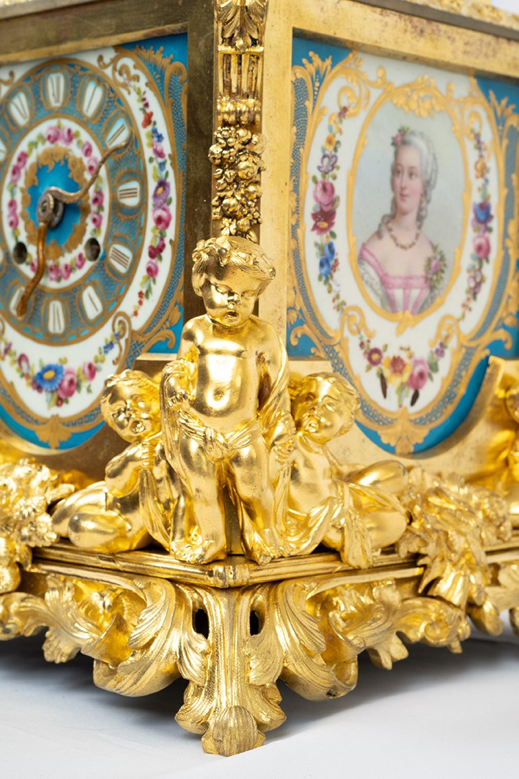 Orologio antico Napoleone III in bronzo dorato finemente cesellato e porcellana di Sevres-photo-3