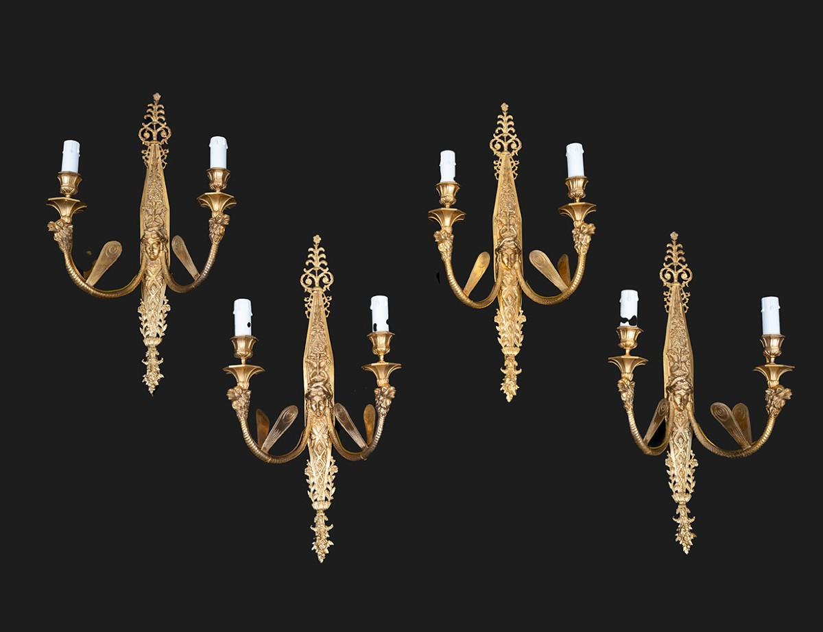 Gruppo di quattro appliques Francese in bronzo dorato appartenente al periodo Napoleone III 