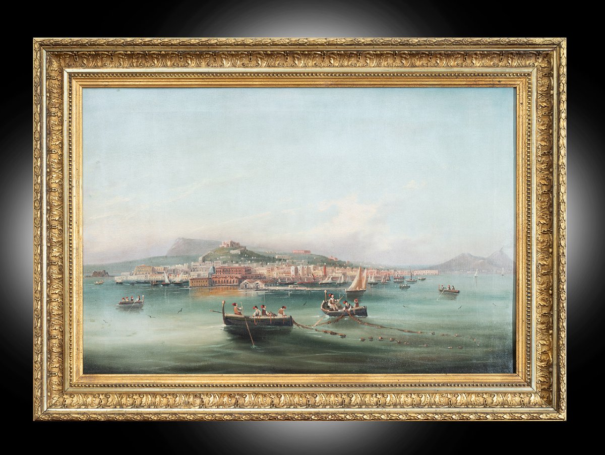 Dipinto antico olio su tela con cornice coeva raffigurante una veduta del Golfo di Napoli.