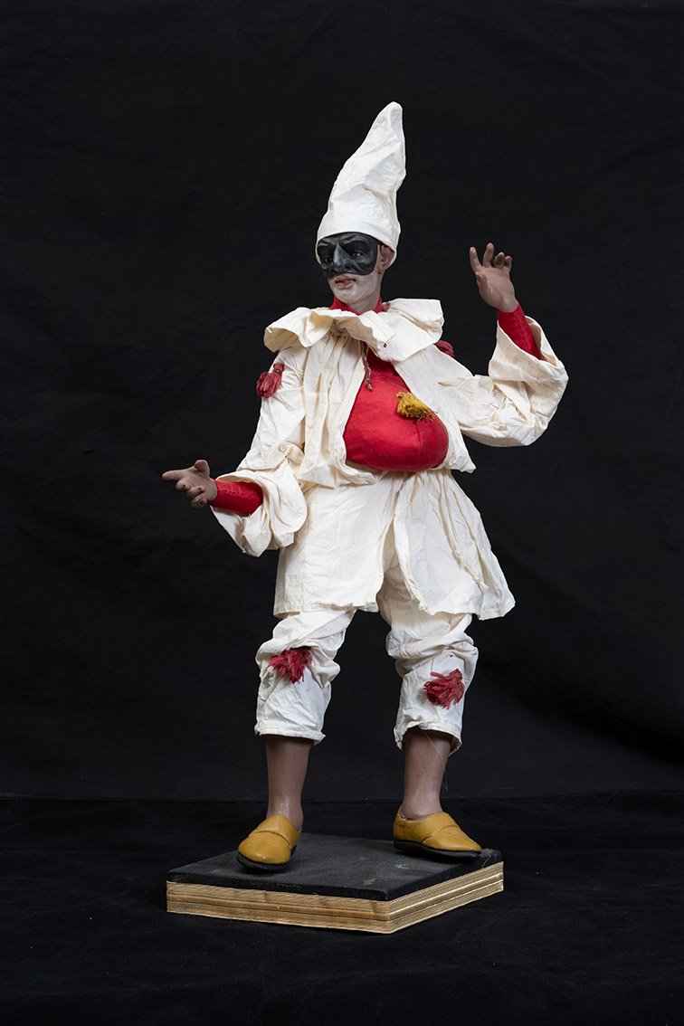 Scultura presepiale napoletana raffigurante "Pulcinella"