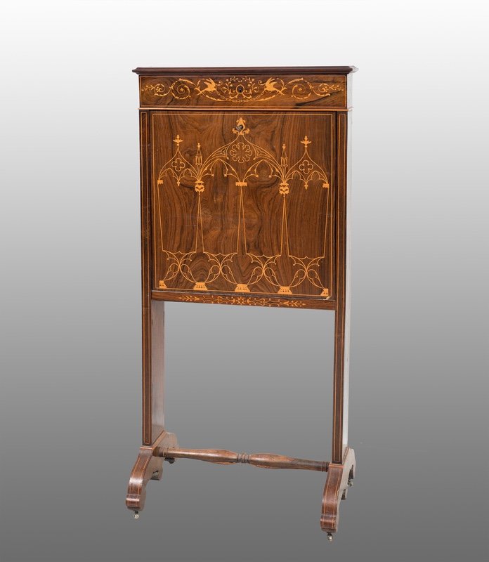 Secrétaire antico Carlo X Francese in legno esotico pregiato con innesti di intarsio in acero. Periodo XIX secolo.