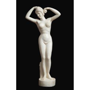 Scultura antica in marmo bianco rappresentante una giovane donna 19secolo.
