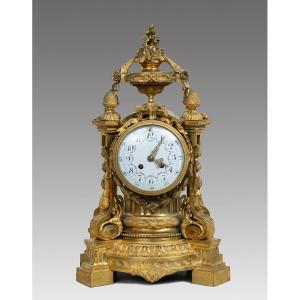 Orologio Napoleone III Francese in bronzo dorato finemente cesellato 19secolo.