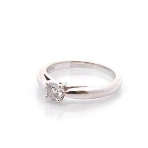 Van Cleef & Arpels Diamond Solitaire