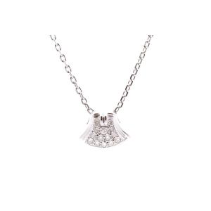 18k Gold Diamond Pendant Necklace