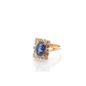 2.57ct Sapphire And Diamond Ring