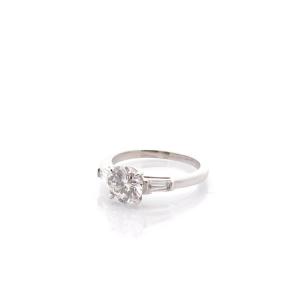 1.36ct D/vs2 Diamond Ring In Platinum