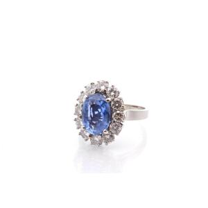 Vintage Sapphire And Diamond Ring (5.99 Carats)