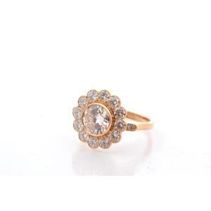 Daisy Ring With A 1.47ct Diamond, I/si2 Clarity.