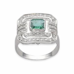Emerald And Diamond Ring In 18k Gold