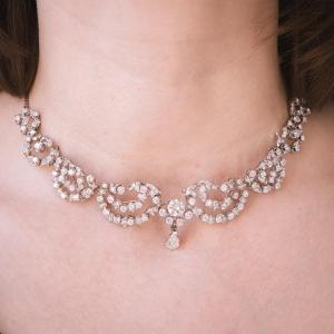  Transformable Drapery Necklace In White Gold And Diamonds