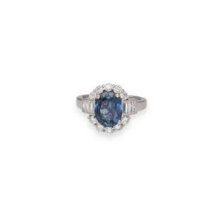 Diamond Sapphire Ring