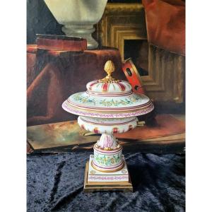 "centerpiece" In Polychrome Sèvres Porcelain