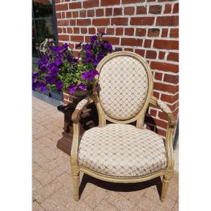 Convertible From The Louis XVI Period - Medallion File