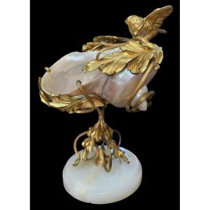 Mother-of-pearl Shell Mounted In Gilt Bronze On A Circular Onyx Base