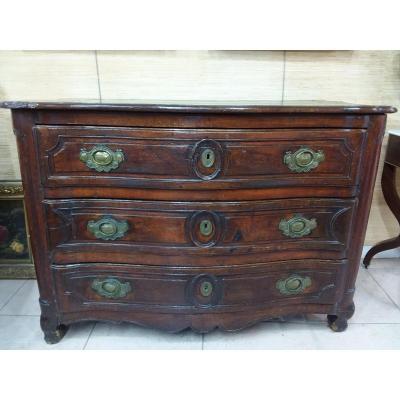 18th Century Curved Chest Of Drawers