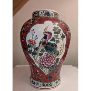 Polychrome Chinese Vase, First Half Of The 20th Century