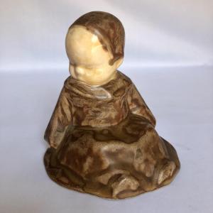 Sitting Baby - Berthe Savigny - Manufacture Hb Quimper - Brittany