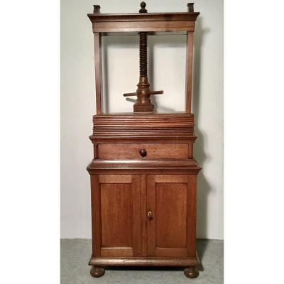 Laundry Press