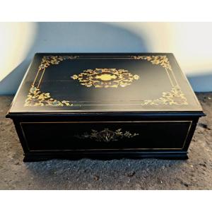 Susse Frères Blackened Wood Box Brass Marquetry, Mother-of-pearl, Blue/red Tortoiseshell Napoleon III