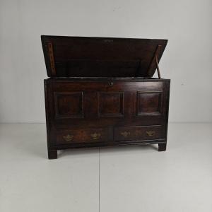Antique Georgian-style Oak Mule Chest/blanket Box From The 18th Century