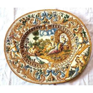 Urbino Majolica Dish XVIIIth, Hortense Schneider, Offenbach
