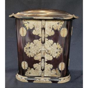 Butsudan, Buddhist Altar, Japan Early XIXth