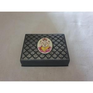 India. Box In Saponite Or Black Soapstone. Dimensions 13.5 Cm X 9.3 Cm