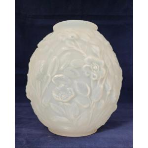 Verlys, A Ball Vase In Pressed Molded Opalescent Glass With A Relief Flower Decoration. Ha