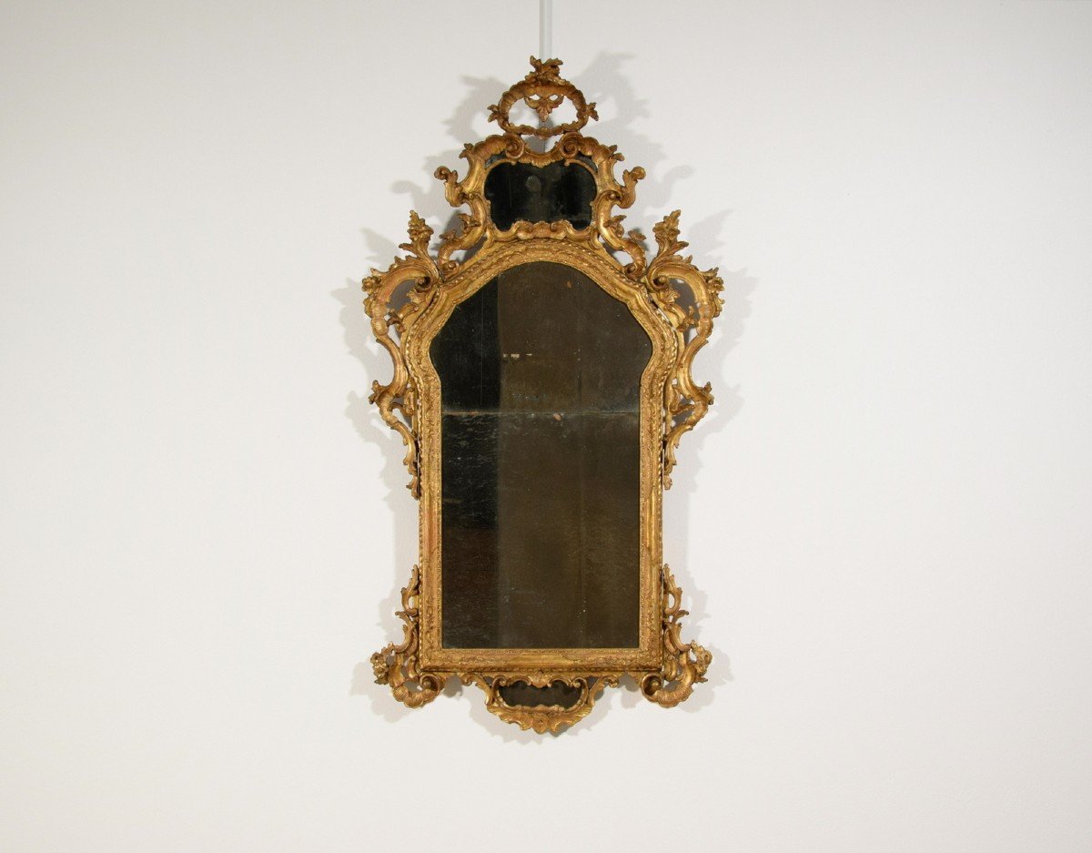 Specchiera in legno intagliato e dorato, Venezia, periodo barocchetto, seconda metà XVIII secolo-photo-2