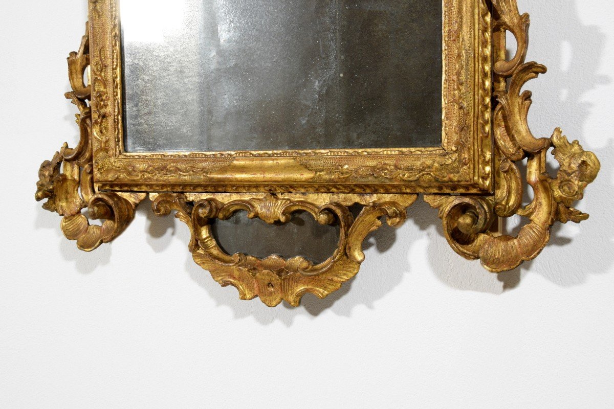 Specchiera in legno intagliato e dorato, Venezia, periodo barocchetto, seconda metà XVIII secolo-photo-2