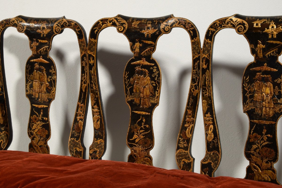 Coppia di divanetti in legno di noce intagliato e laccato a cineseria, Venezia, XVIII secolo-photo-6