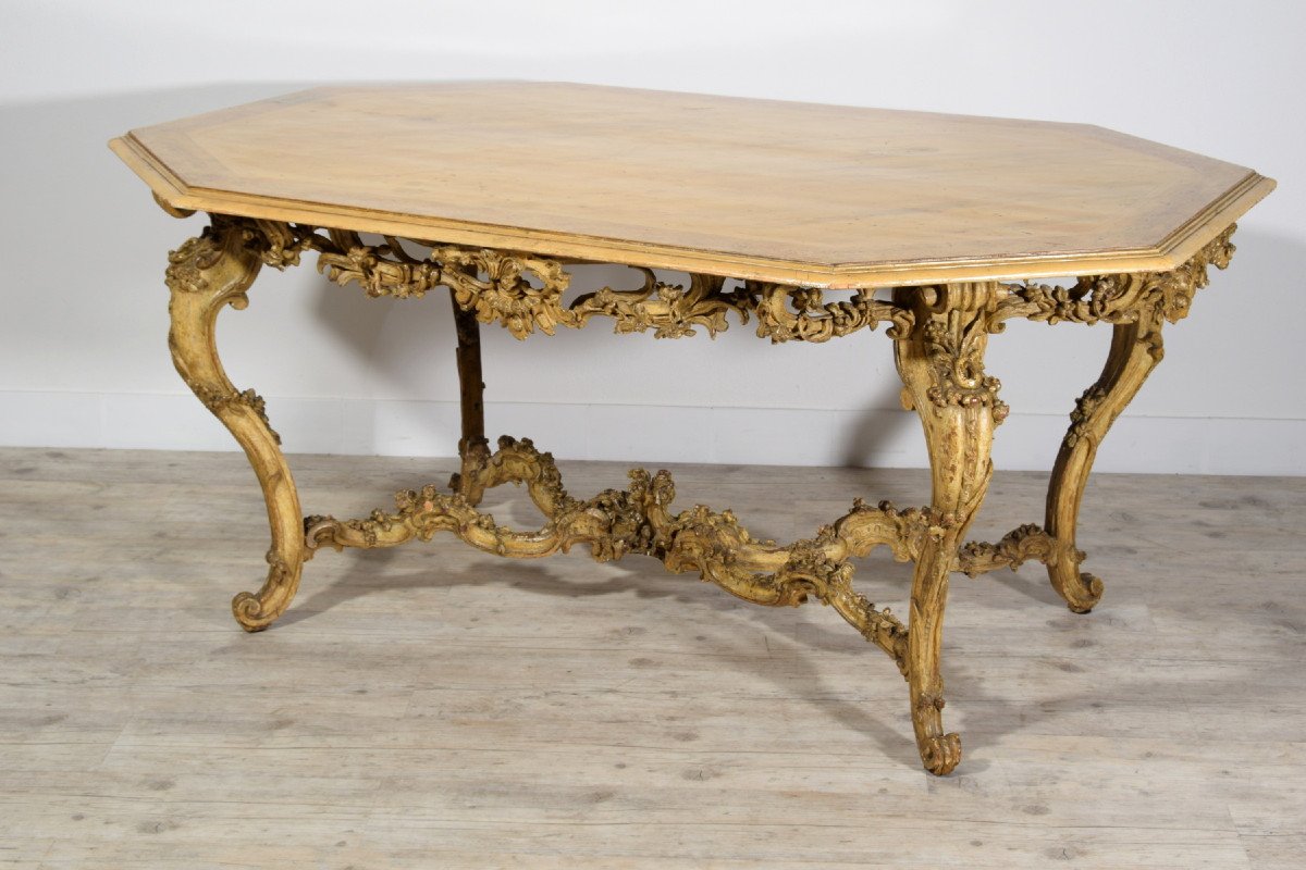 Tavolo da centro in legno scolpito, laccato e dorato, Torino, struttura del XVIII secolo -photo-4