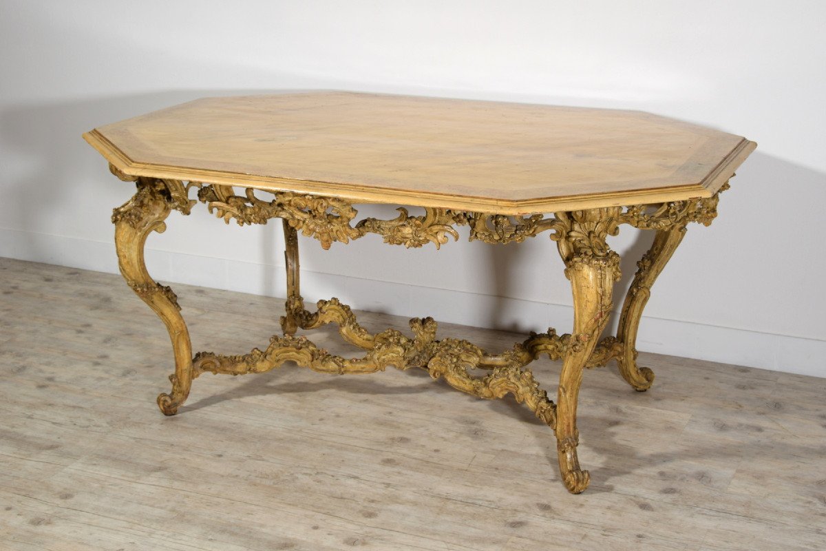 Tavolo da centro in legno scolpito, laccato e dorato, Torino, struttura del XVIII secolo -photo-4