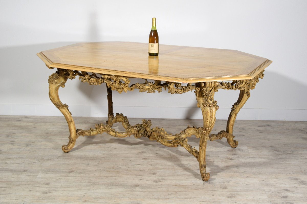 Tavolo da centro in legno scolpito, laccato e dorato, Torino, struttura del XVIII secolo -photo-6