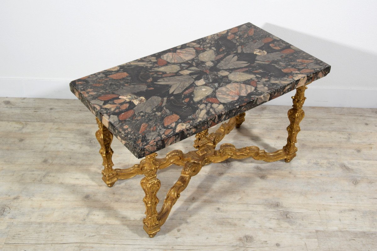 Coffee table  con piano in marmo africano del XVIII secolo, base in legno dorato, Italia-photo-3