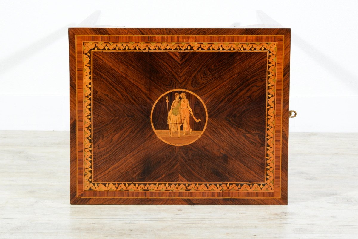 Tavolino da centro neoclassico in legno intarsiato, Lombardia, fine XVIII secolo  -photo-5