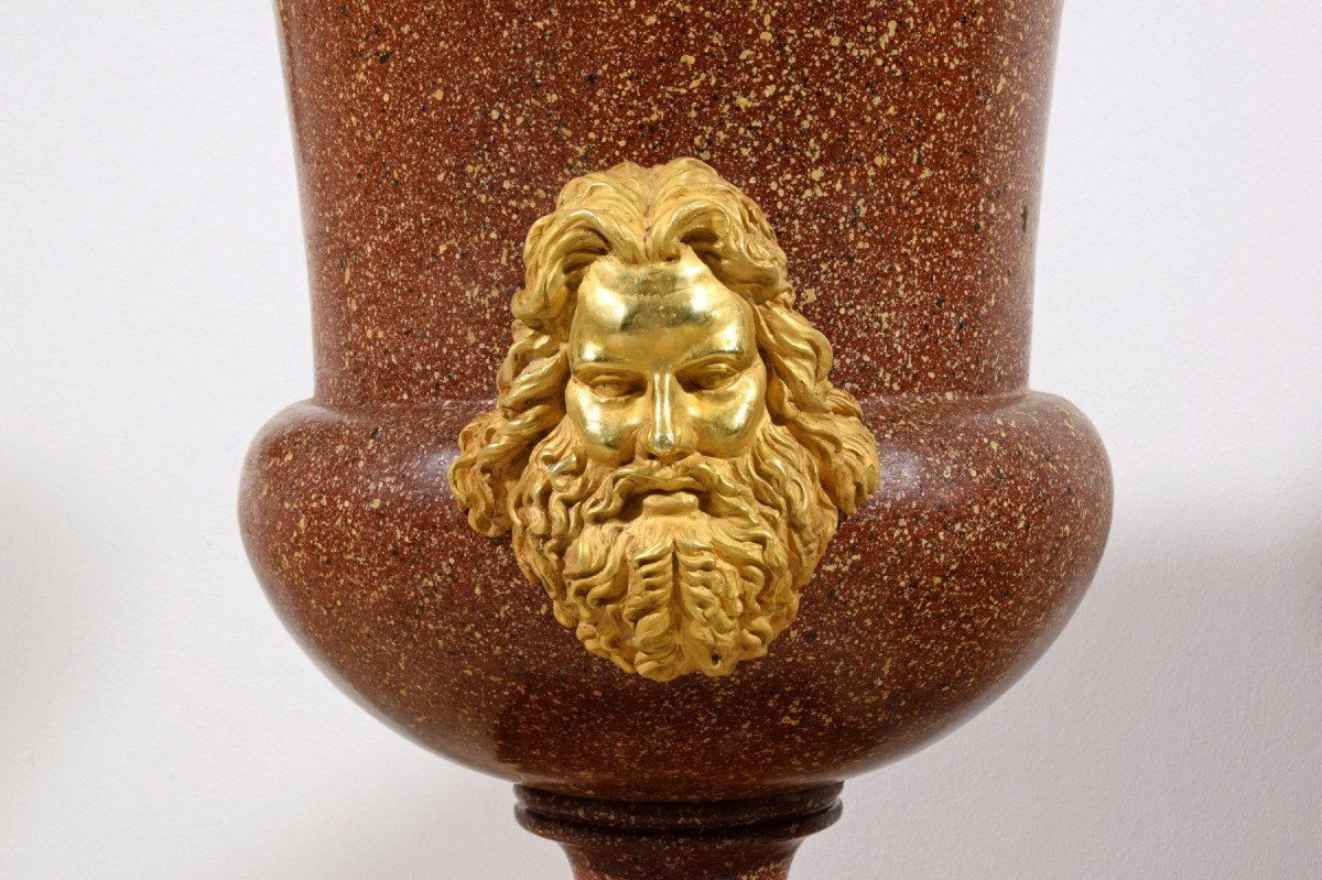 Coppia di vasi in bronzo laccati a finto porfido, Roma, primi XX secolo, stile Neoclassico-photo-8