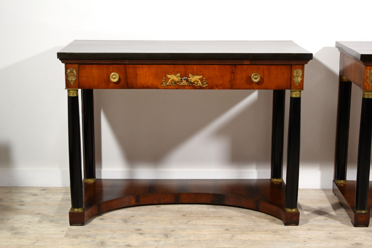 Coppia di grandi consolle Impero in legno laccato, Toscana, primi anni XIX secolo-photo-3