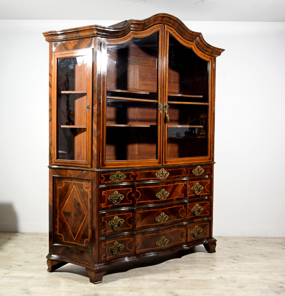 Trumeau in legno lastronato e intarsiato, Genova, XVIII secolo-photo-2